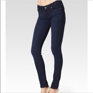 Paige Skyline skinny jeans in Nicole-size 25.